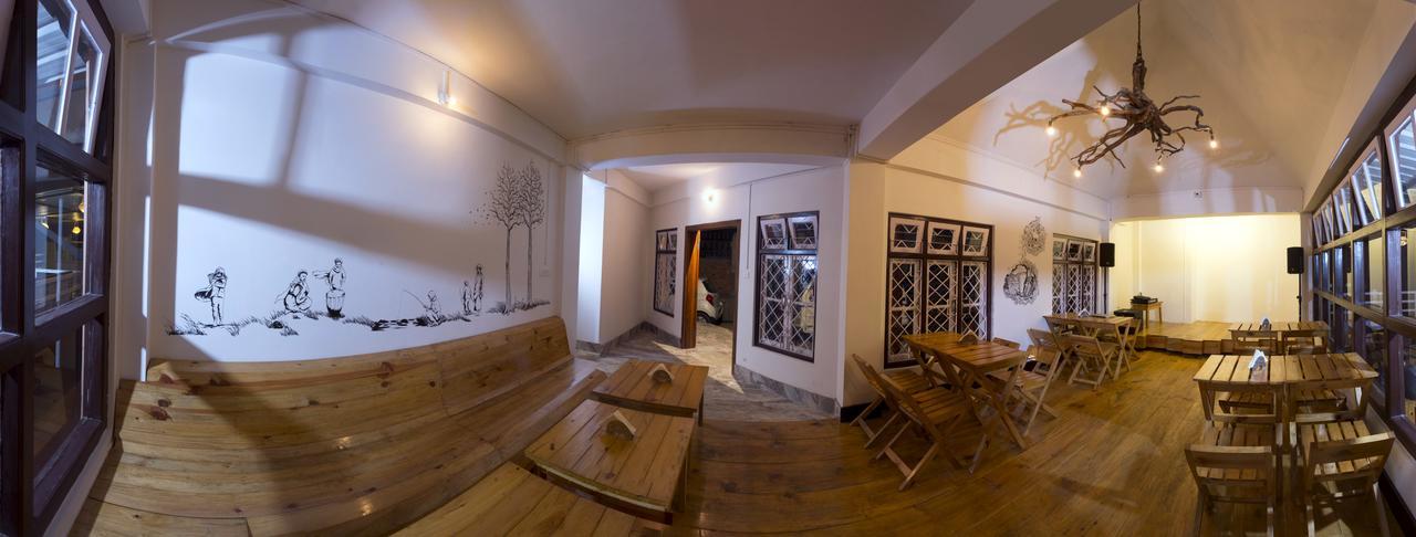 Bed and Breakfast Oyo 5034 Living Roof Shillong Zewnętrze zdjęcie