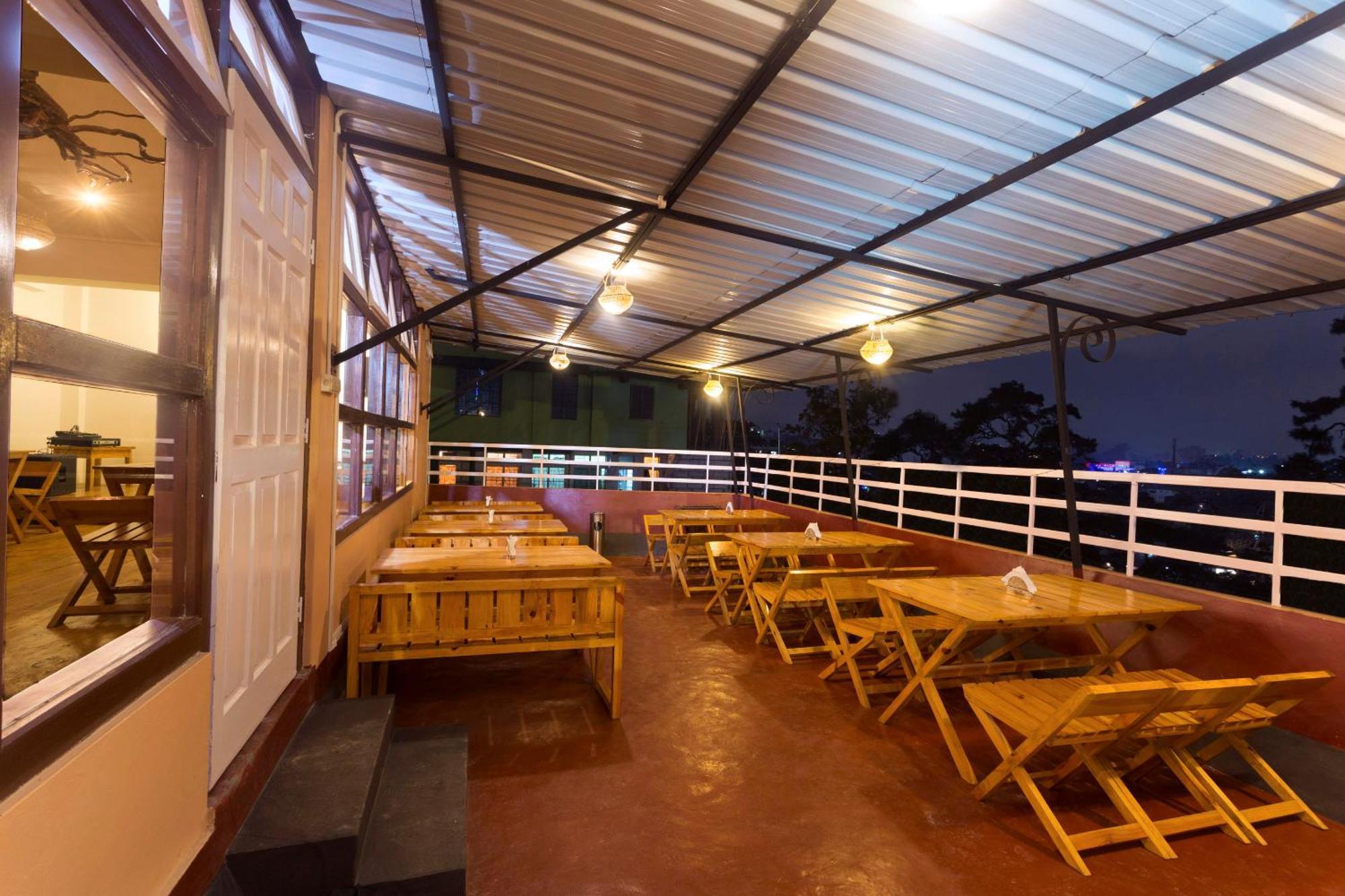 Bed and Breakfast Oyo 5034 Living Roof Shillong Zewnętrze zdjęcie
