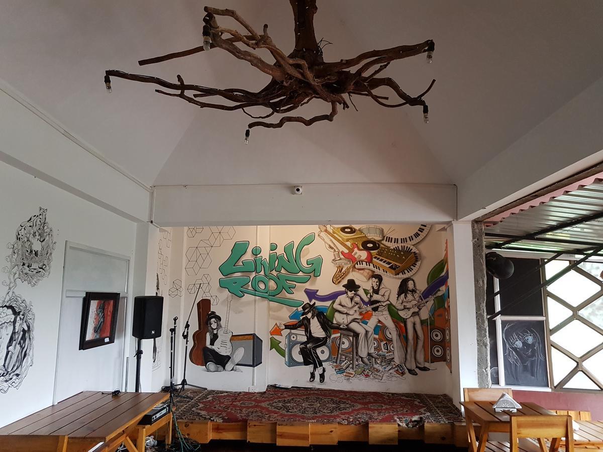 Bed and Breakfast Oyo 5034 Living Roof Shillong Zewnętrze zdjęcie